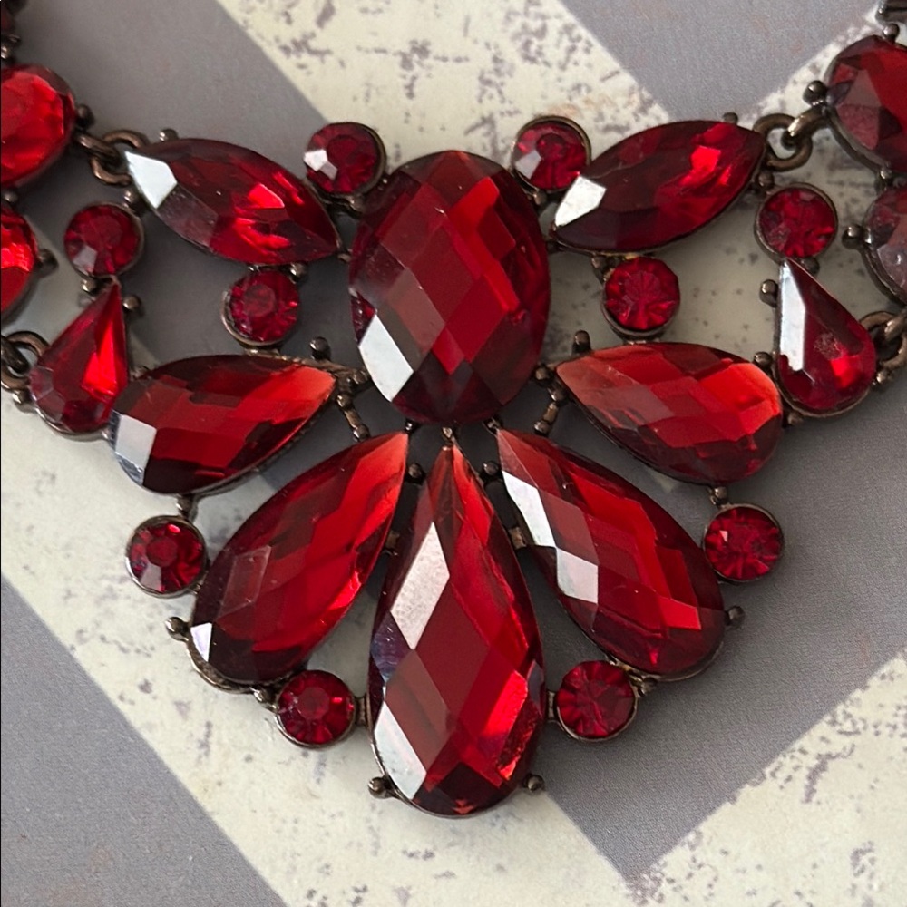 Elegant Deep Red Statement Rhinestone Vintage Nec… - image 8